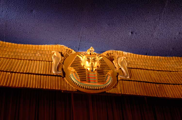 Grand Lake Theater, Oakland