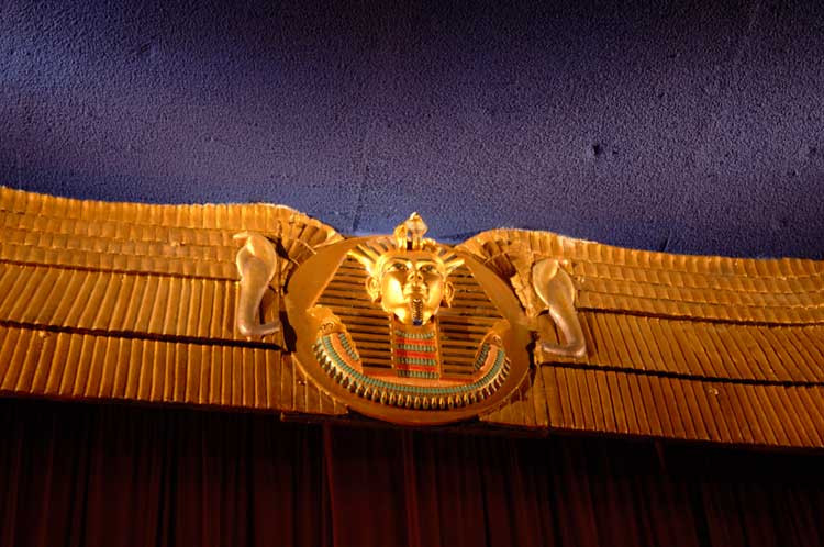Grand Lake Theater, Oakland