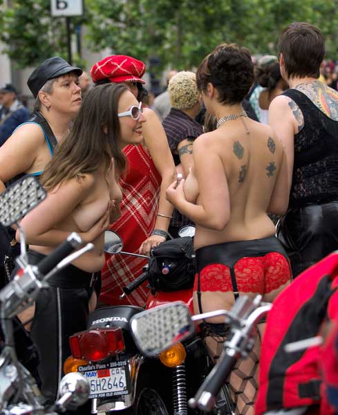 San Francisco Gay Pride parade (Nikon D2x)