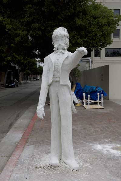 A street statue in Oakland.