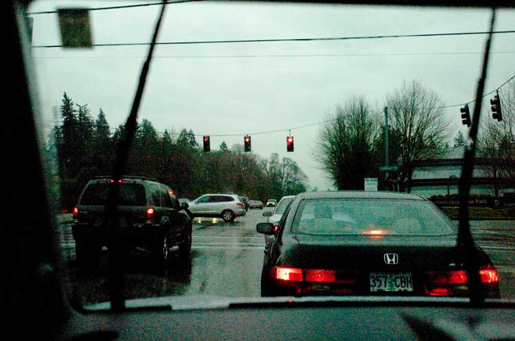 Looking for a post office in Lake Oswego, Oregon.