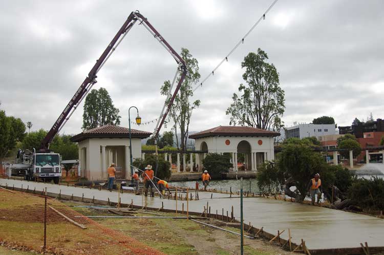 Construction at the north end of Lake Merritt in Oakland.