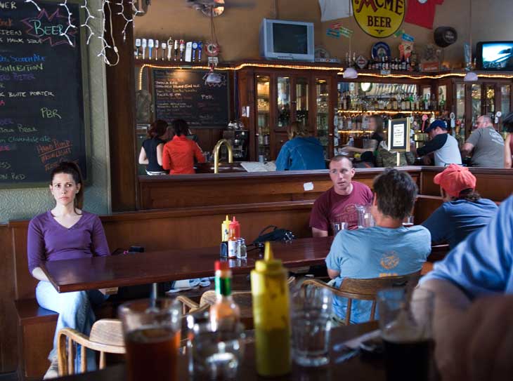 Rockridge area, Oakland (Nikon D2x)