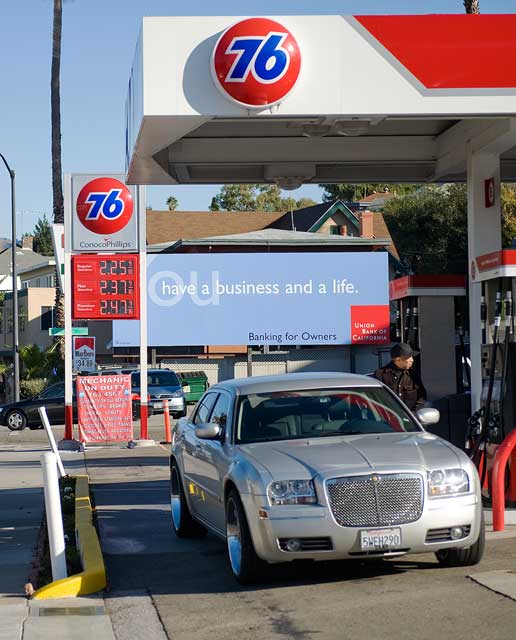 November 22nd gas prices in Oakland.
