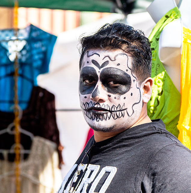 The 2018 Fruitvale Dia de los Muertos Festival.