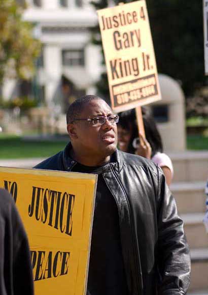 Demonstration in front of Oakland City Hall